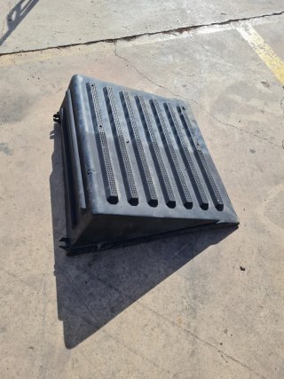 Tapa Batería Volvo