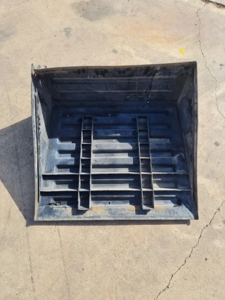 Tapa Batería Volvo