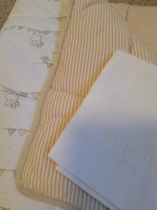 Chichonera y Edredón Cuna Reversibles