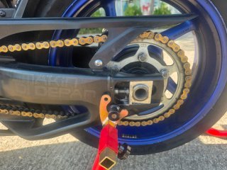 Yamaha YZF R1