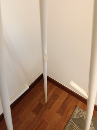 Perchero de pie Ikea Ekrar