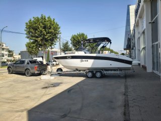 Transporte de embarcaciones por tierra en remolque