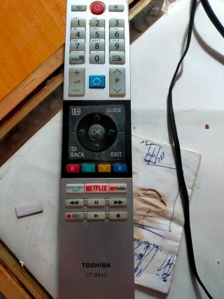 Mando TV Toshiba CT-8543