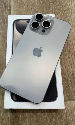 iPhone 15 Pro Max Plata