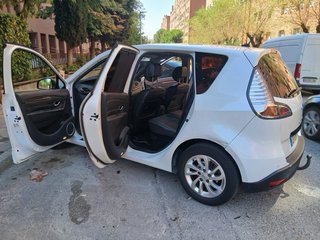 Renault Scenic 2013