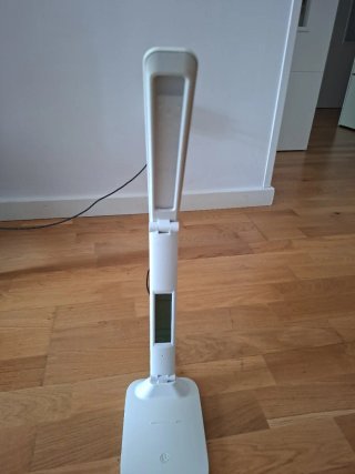 Lámpara de escritorio moderna blanca