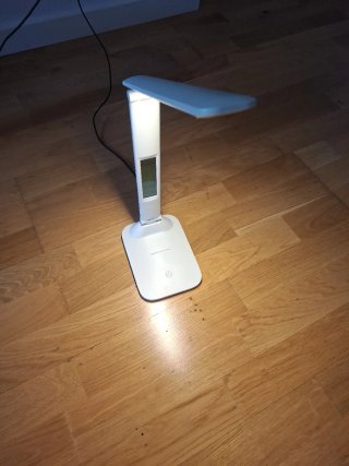 Lámpara de escritorio moderna blanca