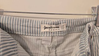 Shorts Stradivarius Talla 40 Rayas verde /blanco