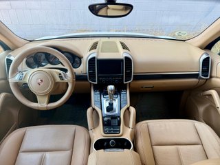 Porsche Cayenne 2012