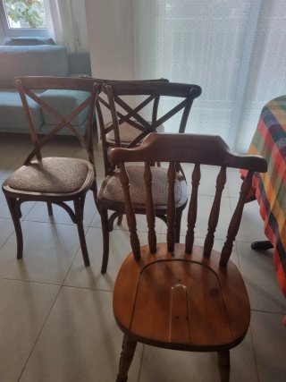 3 Sillas de Madera Estilo Thonet + 1 silla
