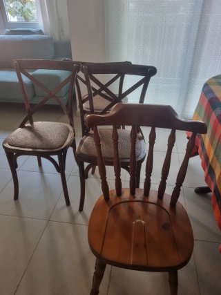 3 Sillas de Madera Estilo Thonet + 1 silla