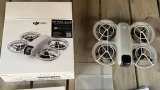 Dron DJI Neo casi nuevo + Batería