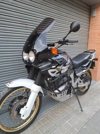 Honda XRV 750 Africa Twin RD07 del 93