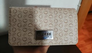 Billetera Guess Monogram Beige/Marrón