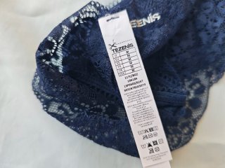 Sensual Tanga de Encaje Azul Marino Tezenis