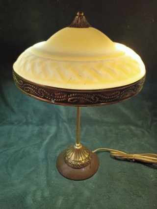 Lámpara de Sobremesa "Art Nouveau" Dorada