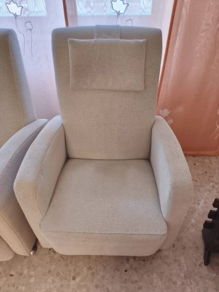 Pareja de sillones beige