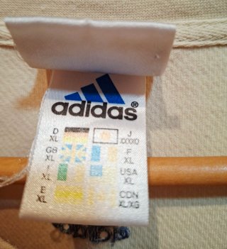 Camiseta Adidas Vintage Beige