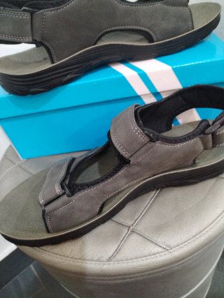 Sandali uomo n.44 strappo grigio