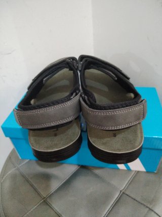 Sandali uomo n.44 strappo grigio