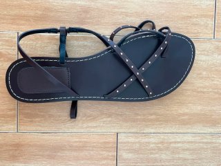 Sandalias planas negras