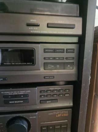 Sistema de audio Sony: Tocadiscos, CD, Cassette