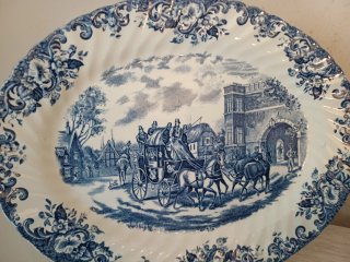 Juego de 5 piezas porcelana ingles Johnson Bros