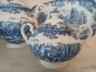 Juego de 5 piezas porcelana ingles Johnson Bros