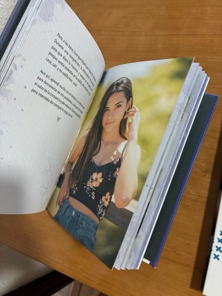 Pack 3 Libros: Sonrie, Naim Darrechi, Laia Oli