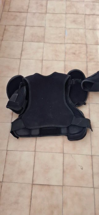 Peto y protecciones portero hockey juvenil