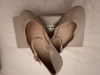 Zapato ceremonia niña beige