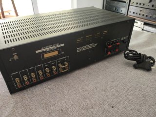 Amplificador Akai AM-17 Negro