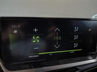 Peugeot 2008 1.2PT 130 GT