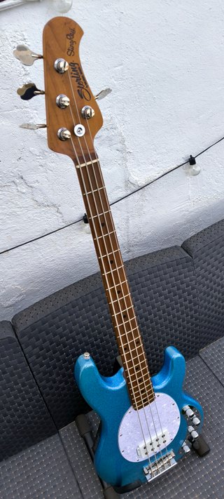 Sterling Ray34 by MusicMan Bajo Eléctrico