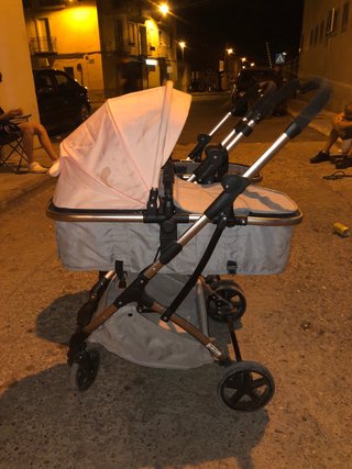 Carro gemelar