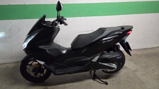 Honda PCX 2022 Negra - 6200km