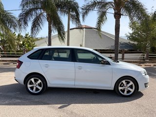Skoda Rapid Spaceback 1.4 TDI CR 90 CV DSG Ambitio