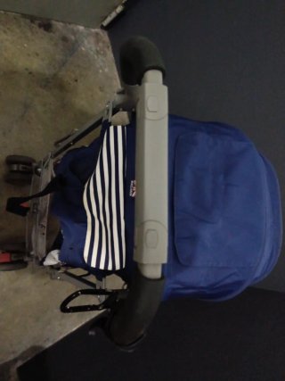 Silla de Paseo Maclaren Azul y Blanco