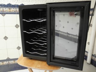 Enfriador Eléctrico Botellas Vino