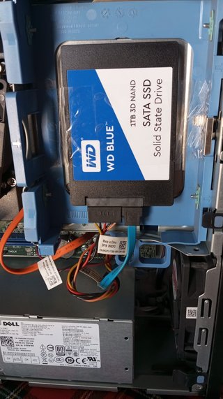 Dell OptiPlex 3040 i5 1TB SSD 8GB RAM