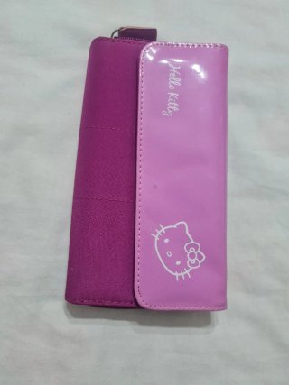 Bolsito Minnie Mouse y Cartera Hello Kitty