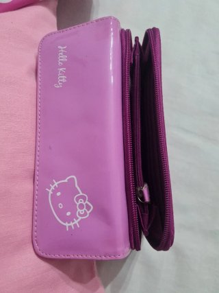 Bolsito Minnie Mouse y Cartera Hello Kitty