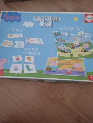 Super pack 4 en 1 Peppa pig y ben y Holly puzzles
