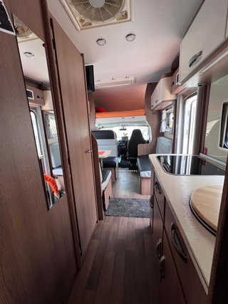 Autocaravana McLouis