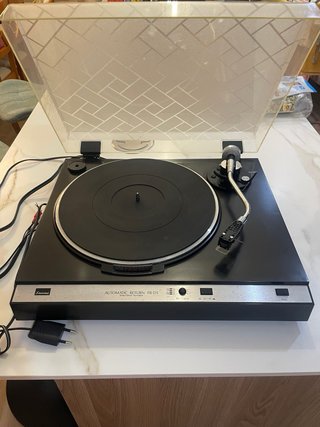 Tocadiscos Sansui