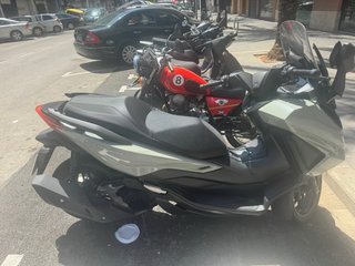Honda Forza 125 Maxi Scooter