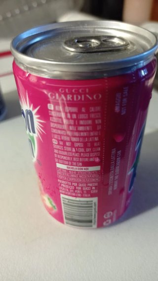 Lattine Gucci Giardino