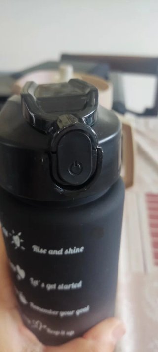 Garrafa de Plástico Preta