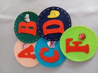Abecedario fieltro infantil hecho a mano