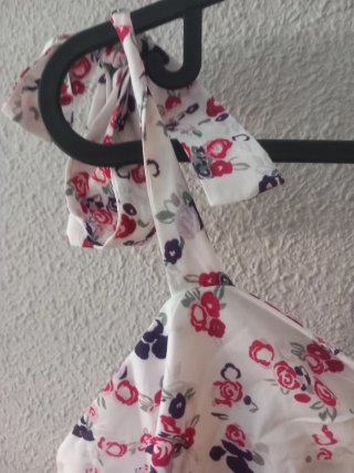 Vestido corto floral